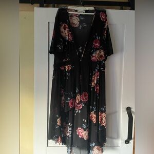EUC Floral kimono